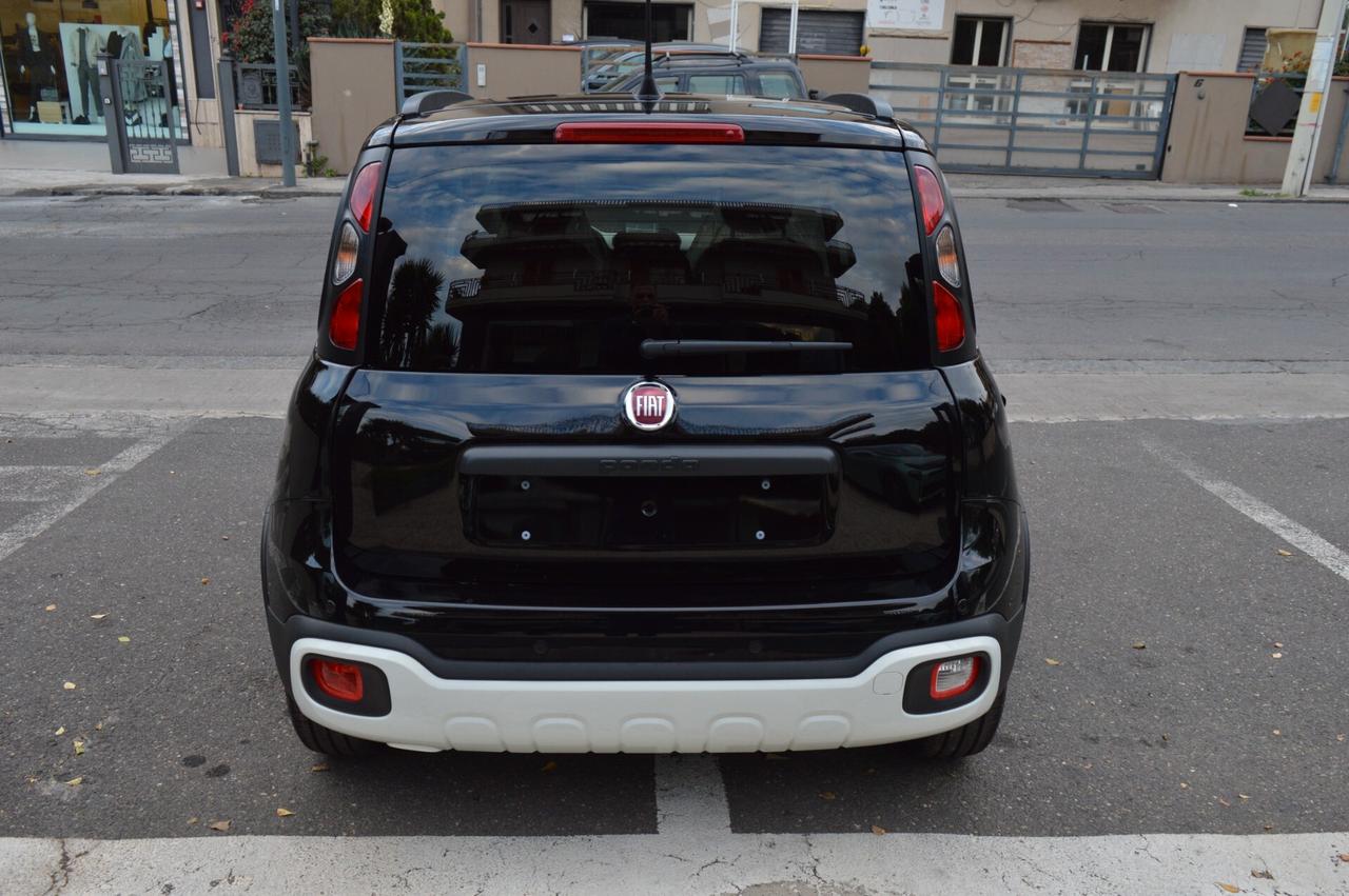 Fiat Panda 1.0 FireFly S&S Hybrid City Cross