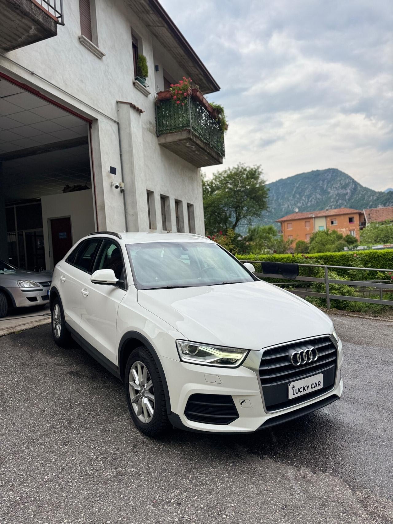 Audi Q3 2.0 TDI 150 CV Sport