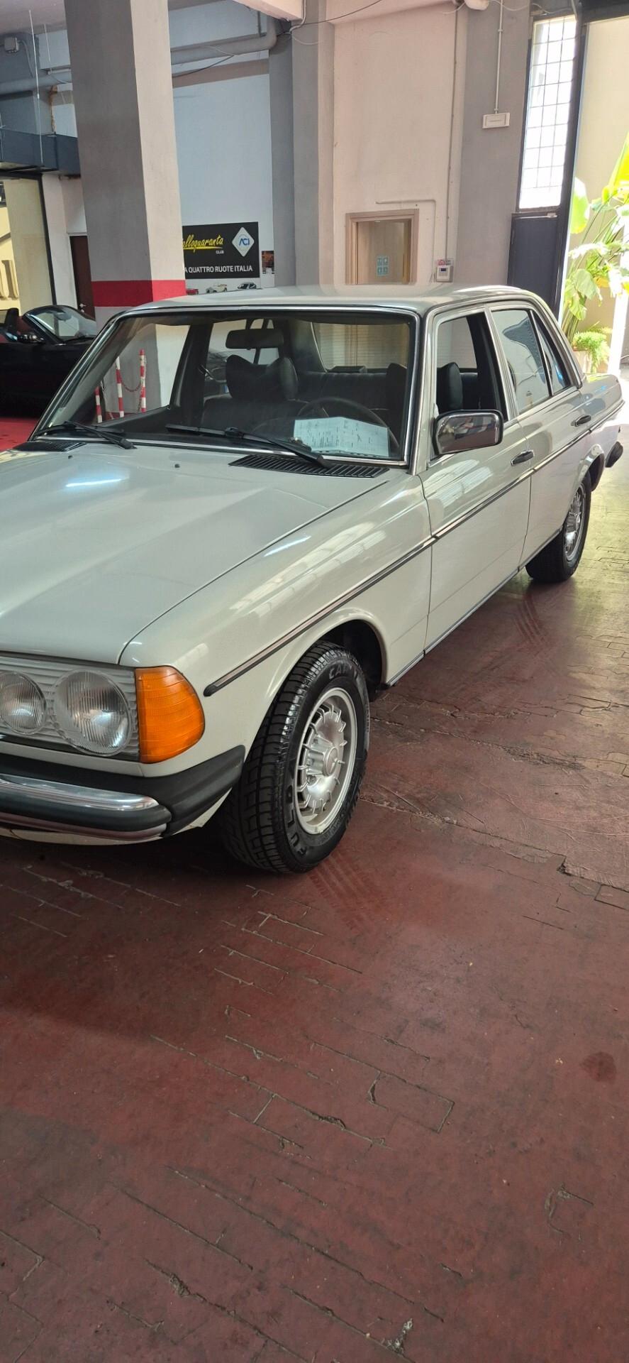 Mercedes-benz 200 Diesel
