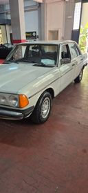Mercedes-benz 200 Diesel