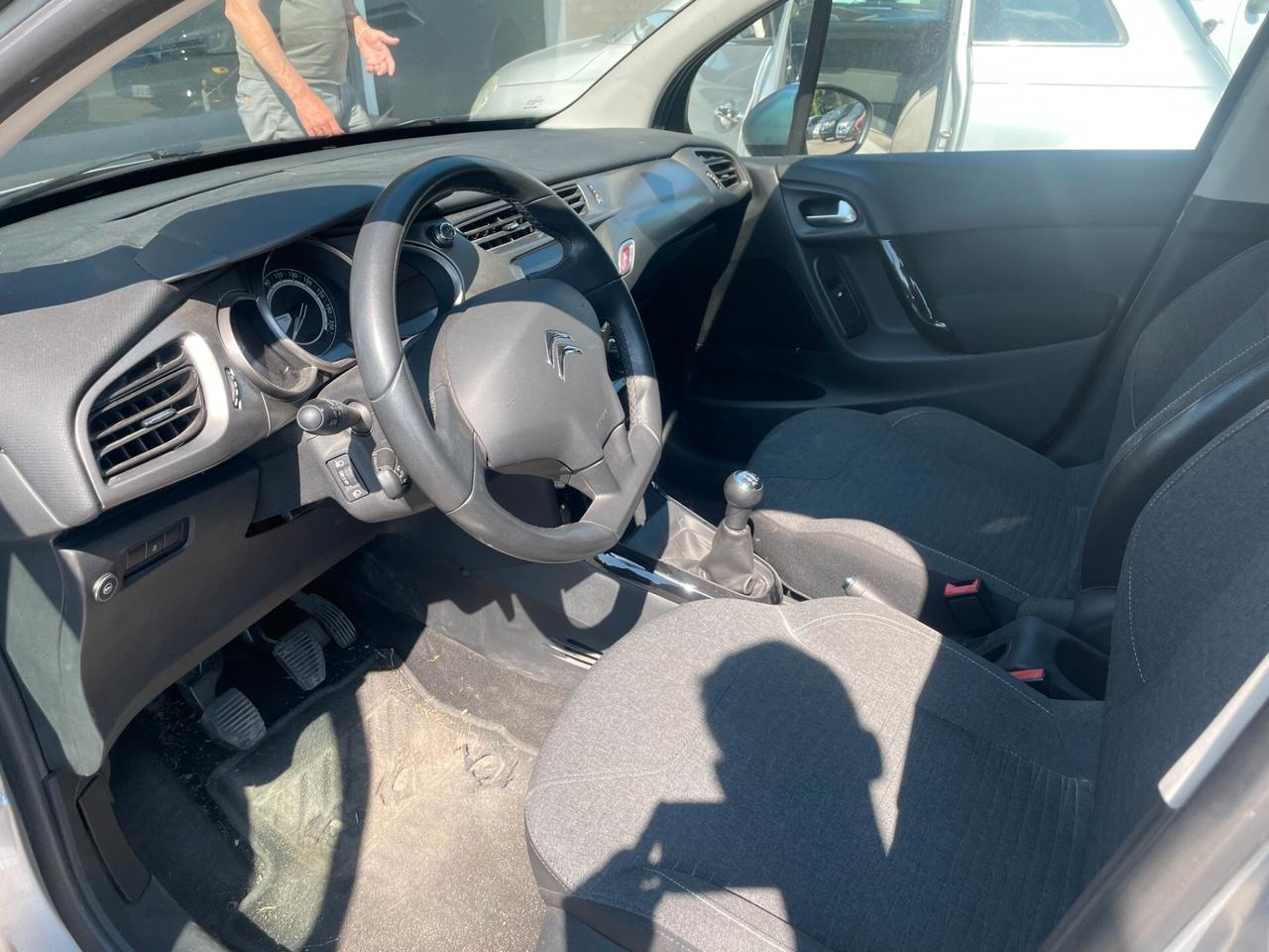 Citroen C3 PureTech 82 Exclusive GPL DISTRIBUZIONE NUOVA