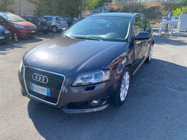 Audi A3 SPB 1.6 TDI 105 CV CR Ambition