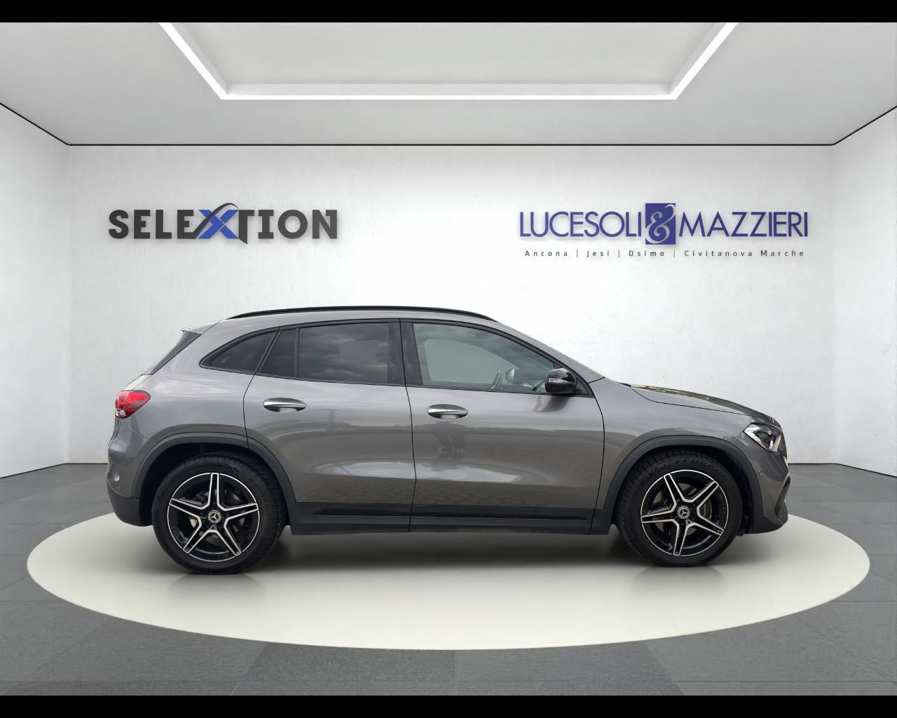 Mercedes-Benz GLA (H247) - GLA 180 d Automatic Premium