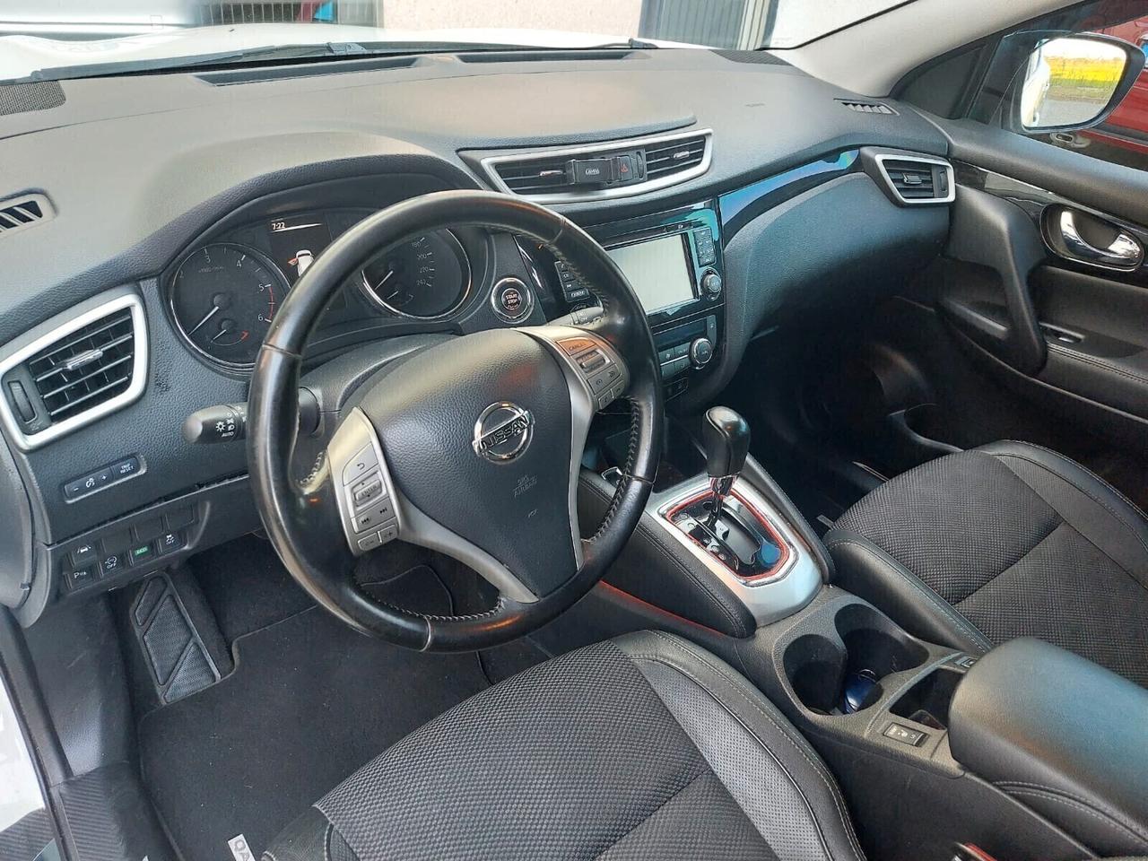 Nissan Qashqai 1.6 dCi 2WD Tekna 130CV XTRONIC