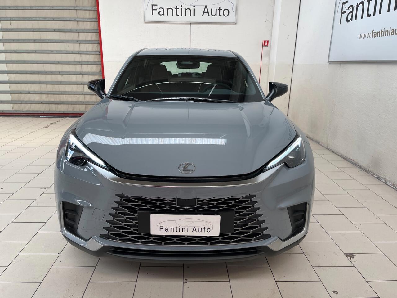 Lexus LBX Elegant hybrid 1.5 2wd e-cvt-Ok Neopat-LEGGI SOTTO