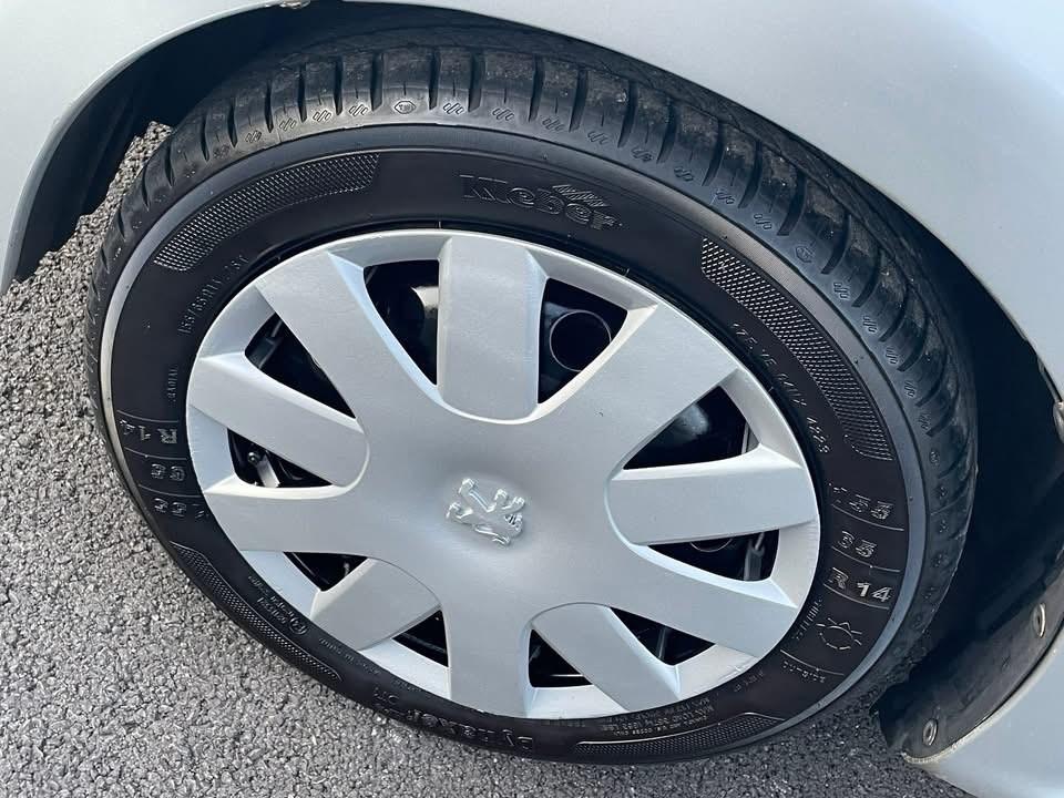 Peugeot 107 1.0 68CV