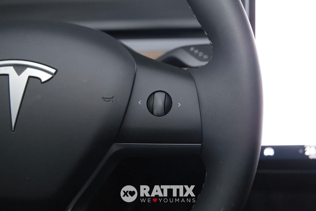 Tesla Model Y Long Range Dual Motor awd + tetto panoramico