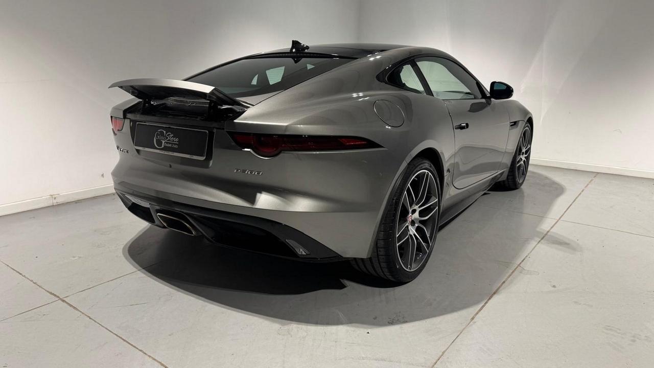 JAGUAR F-Type Coupe 2.0 i4 R-Dynamic rwd 300cv auto my19.5