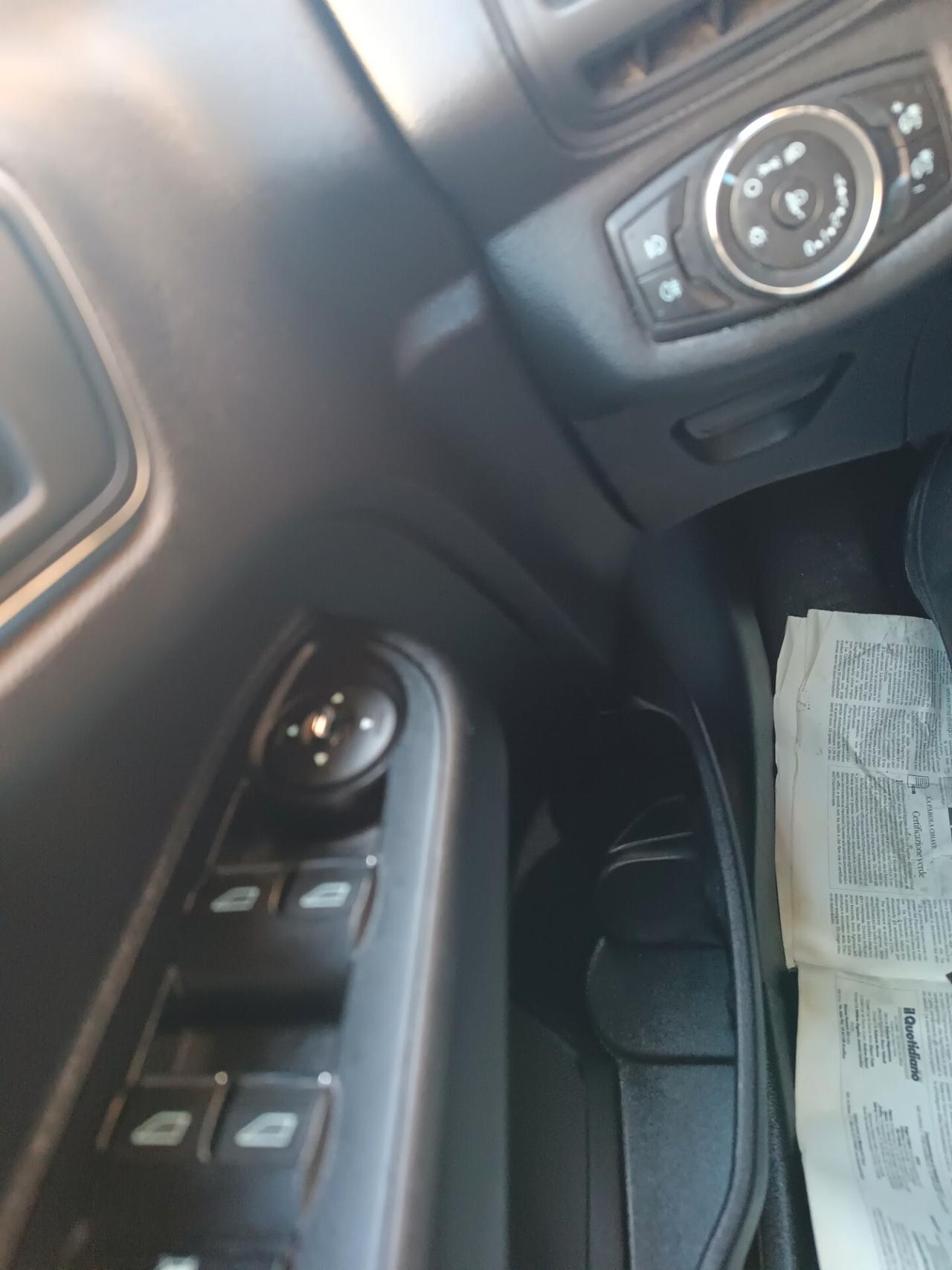 Ford B-Max 1.6 TDCi 95 CV Business