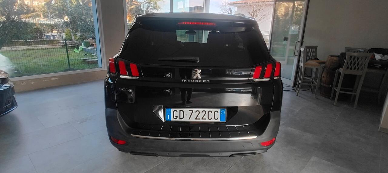 Peugeot 5008 BlueHDi 130 S&S EAT8 Crossway