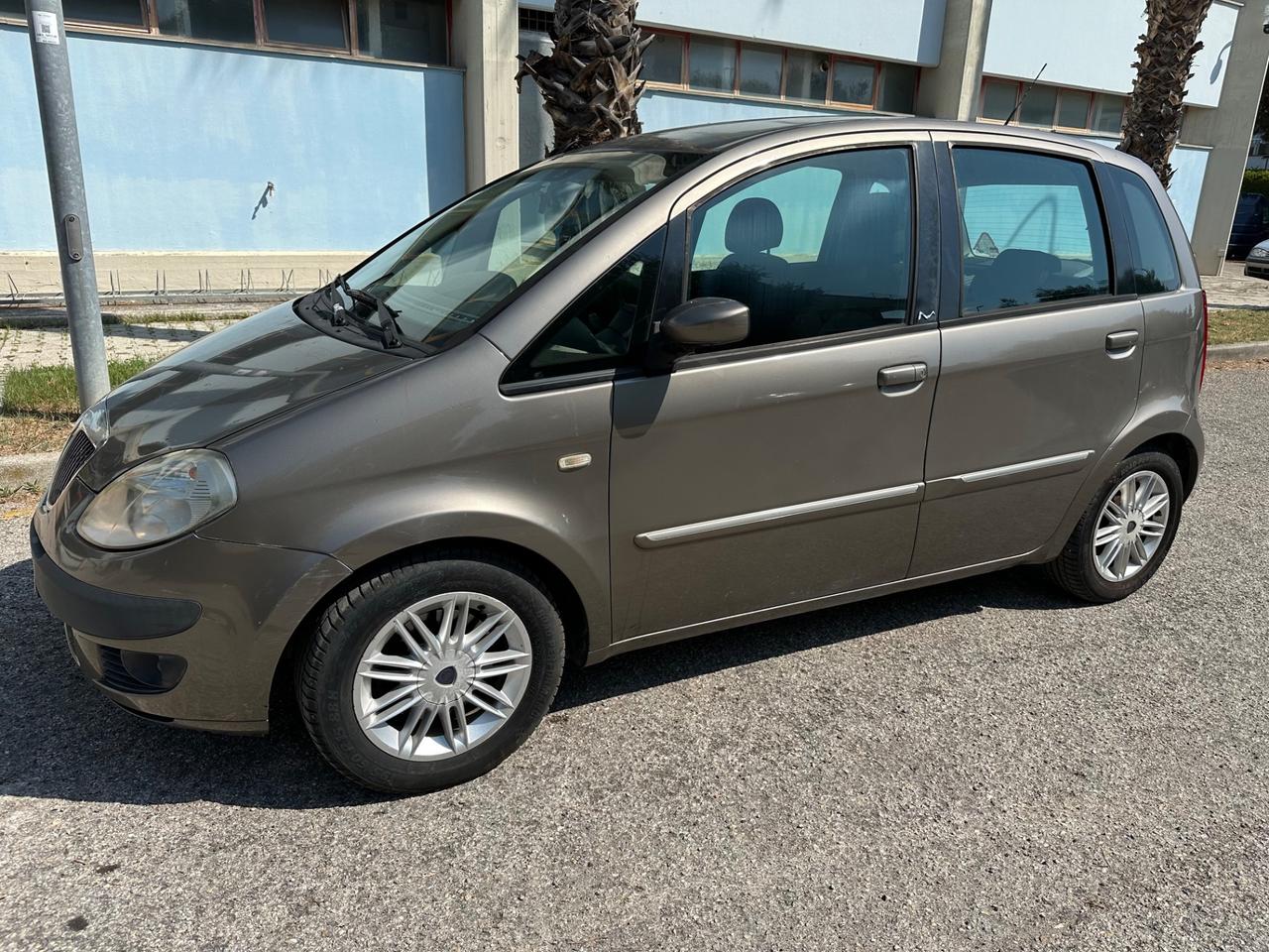 Lancia MUSA 1.3 diesel 2007