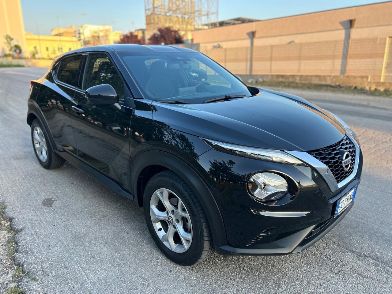 Nissan Juke 1.0 DIG-T 114 CV DCT N-Connecta