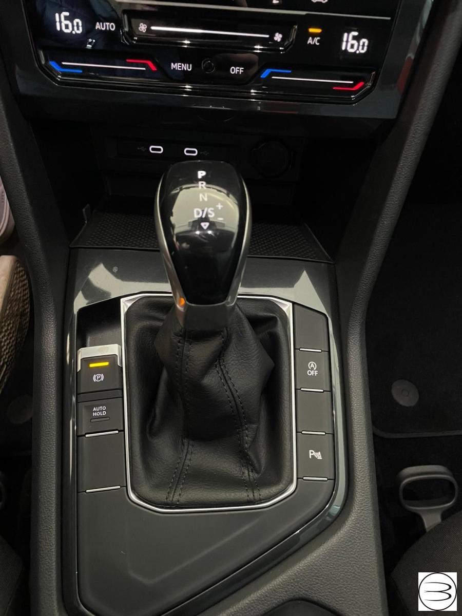 VOLKSWAGEN - Tiguan - 2.0 TDI DSG Style BMT