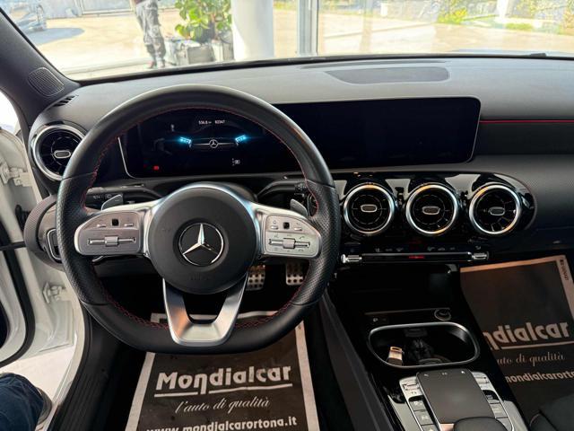 MERCEDES-BENZ A 180 d Automatic Premium