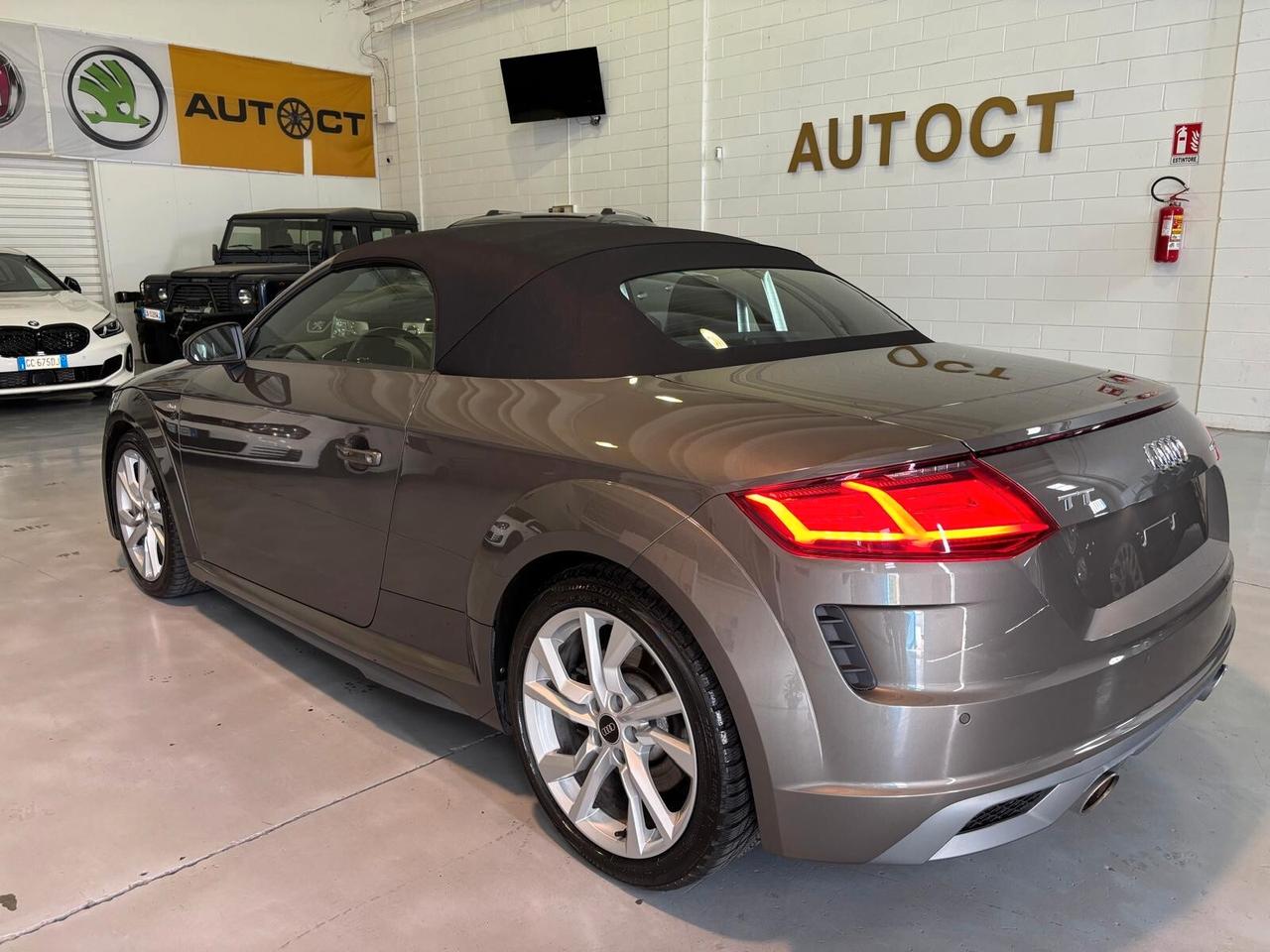 Audi TT Coupé 45 TFSI quattro S tronic S-LINE