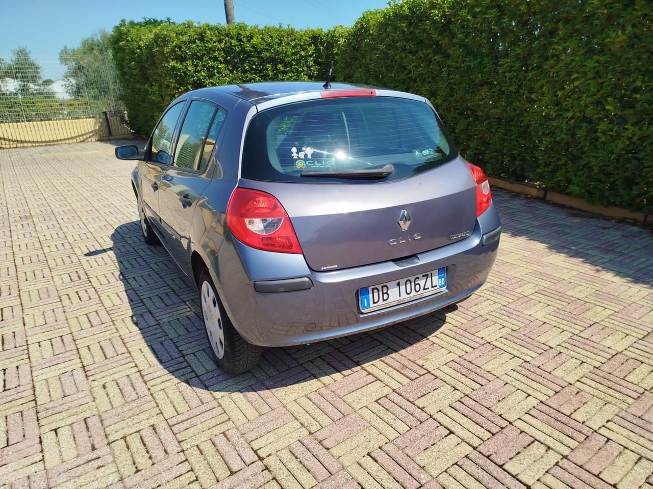 Renault Clio 1.2 16V 5 porte Dynamique