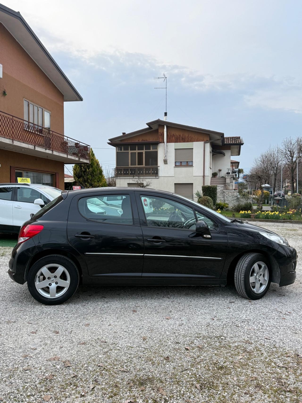 Peugeot 207 1.4 HDi 70CV FAP 5p. XS