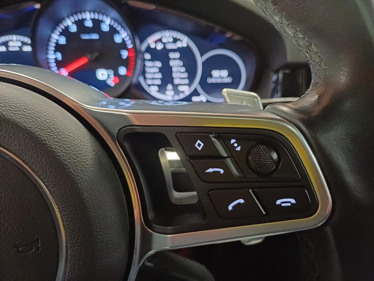 Porsche Cayenne 3.0 V6 Platinum Edition