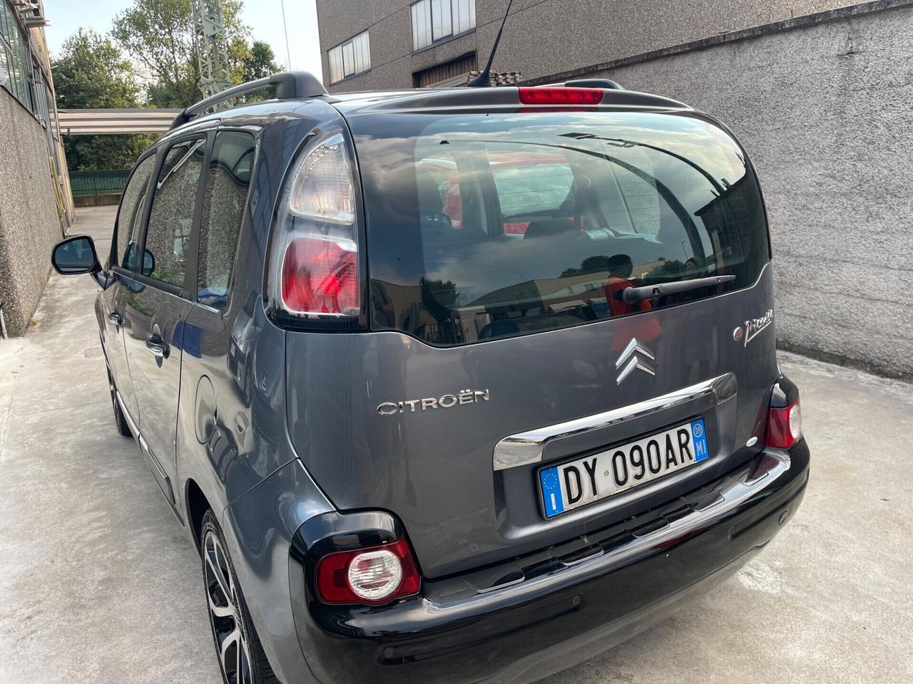 C3 Picasso 1.4 VTi benzina 95cv Exclusive Style NEOPATENTATI