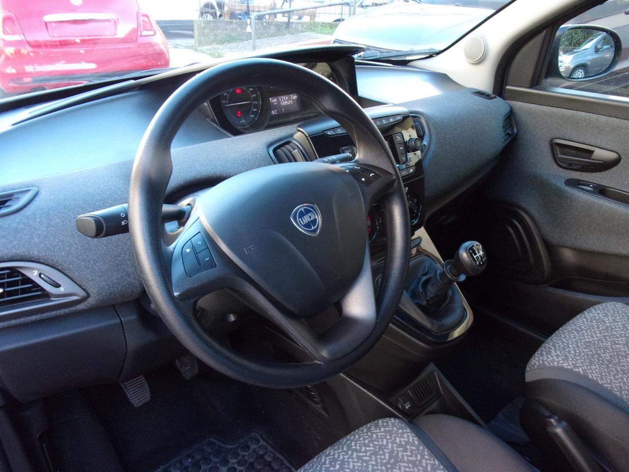 Lancia Ypsilon 1.0 FireFly 5 porte S&S Hybrid Gold