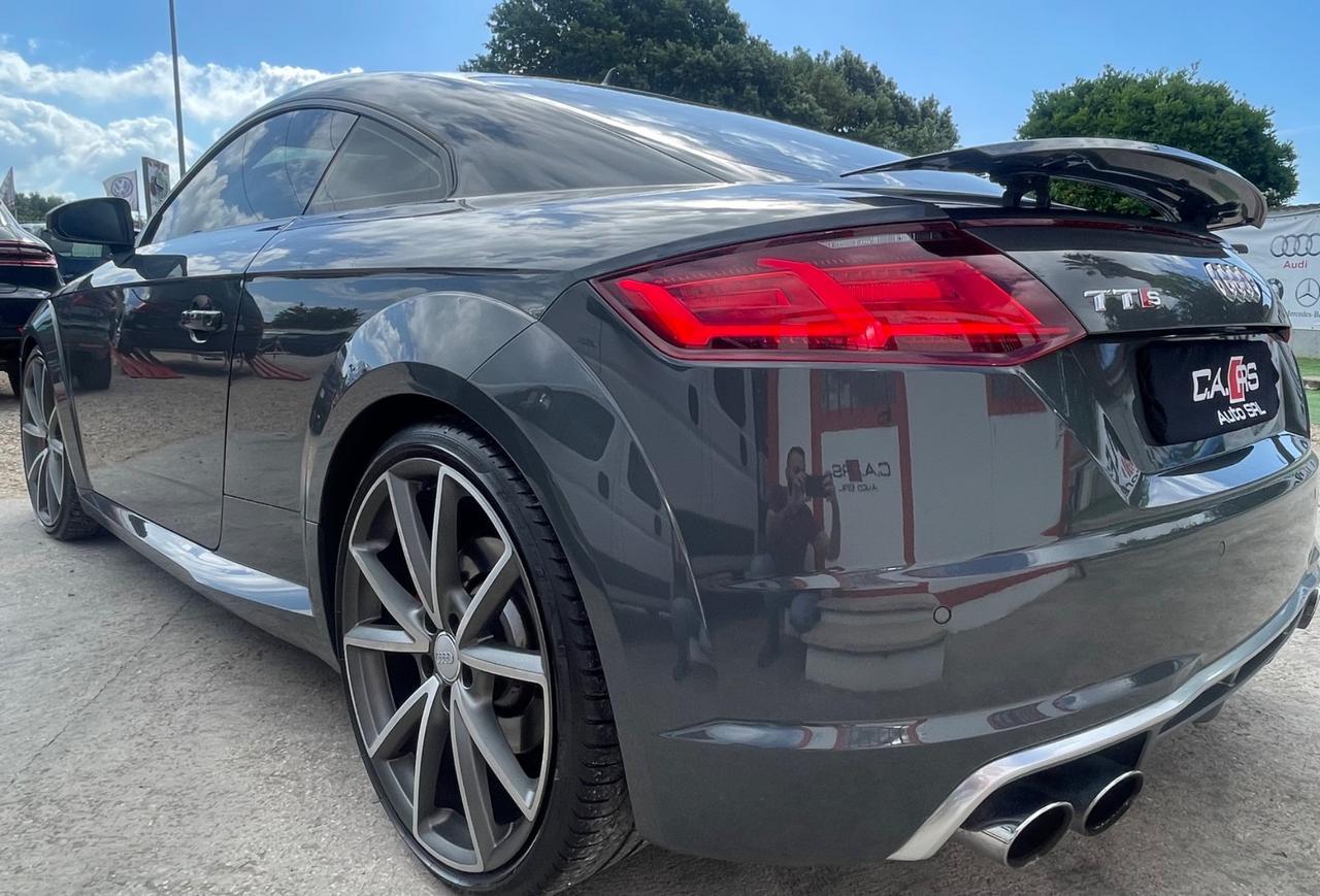 Audi TT TTS