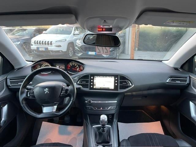 Peugeot 308 PureTech Turbo 130 S&S SW Allure