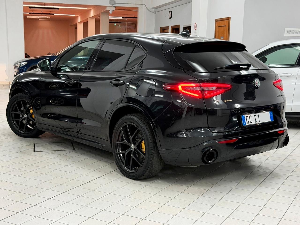 Alfa Romeo Stelvio 2.2 TD 210 CV VELOCE AT8 Q4 DISTRIBUZIONE ESEGUITA PERFETTA UNICO PROPRIETARIO TAGLIANDATA