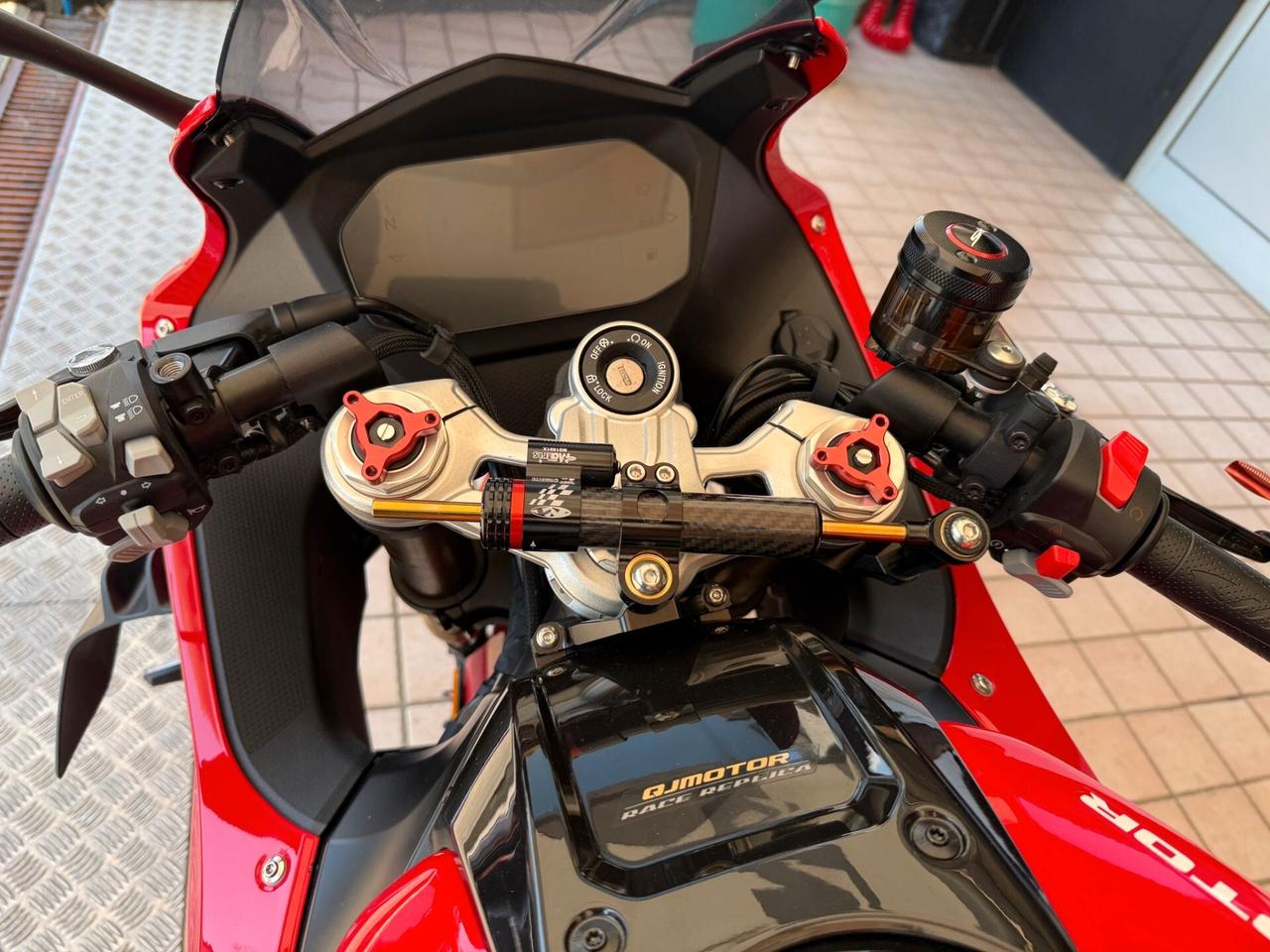 Qj Motor SRK 800RR