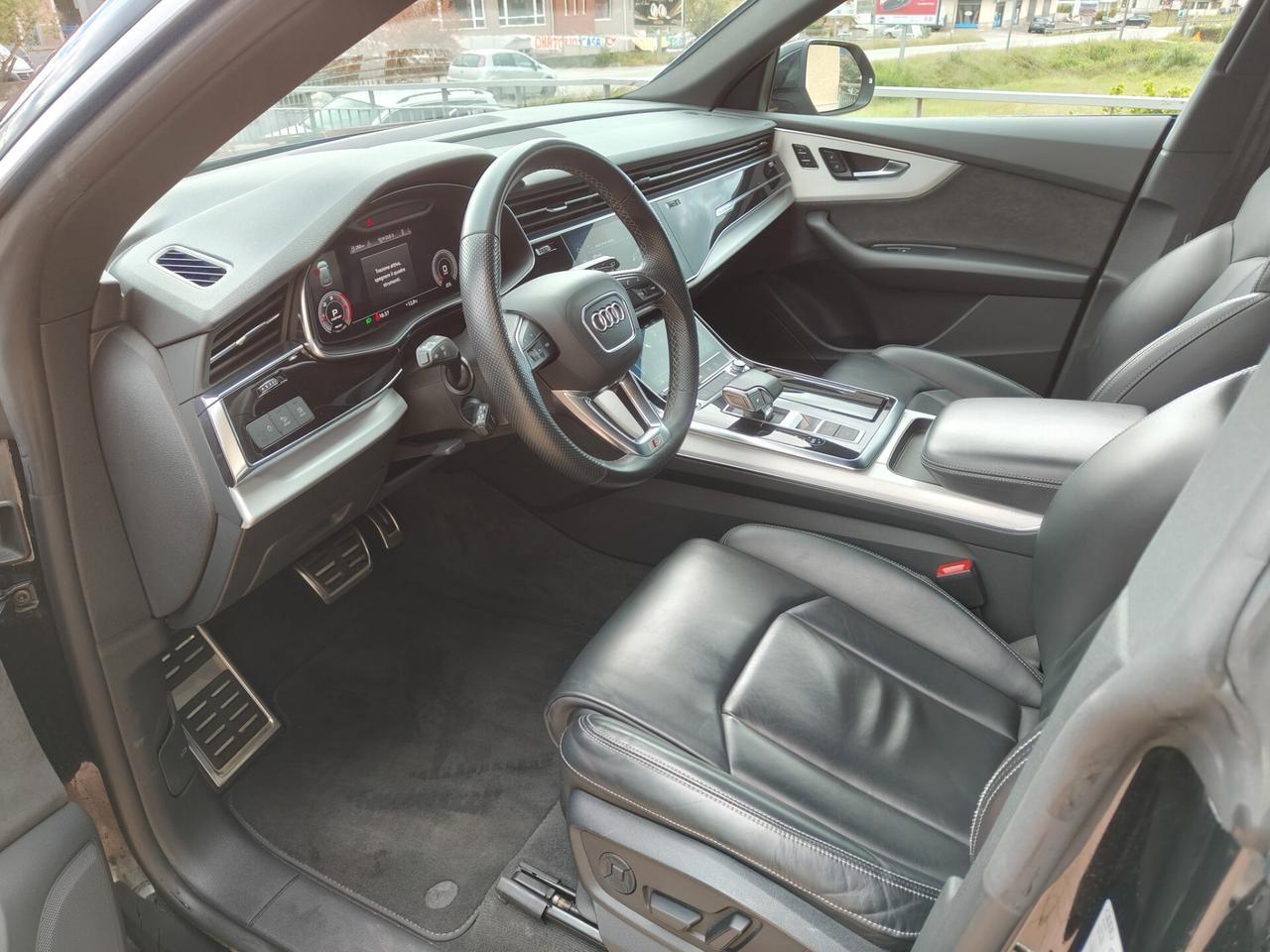 Audi Q8 45 TDI quattro tiptronic Sport