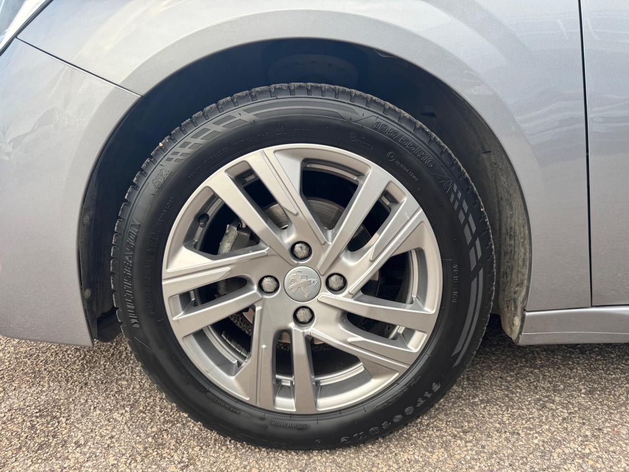 Peugeot 208 1.2 75 Stop&Start 5 porte Active NEOPATENTATI