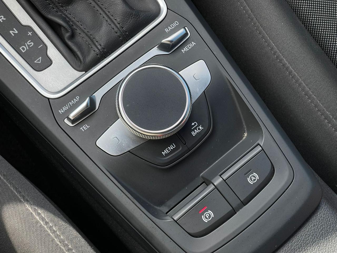 Audi Q2 35 TFSI S tronic Admired Advanced