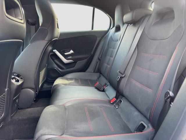 MERCEDES-BENZ A 180 A 180 d Premium