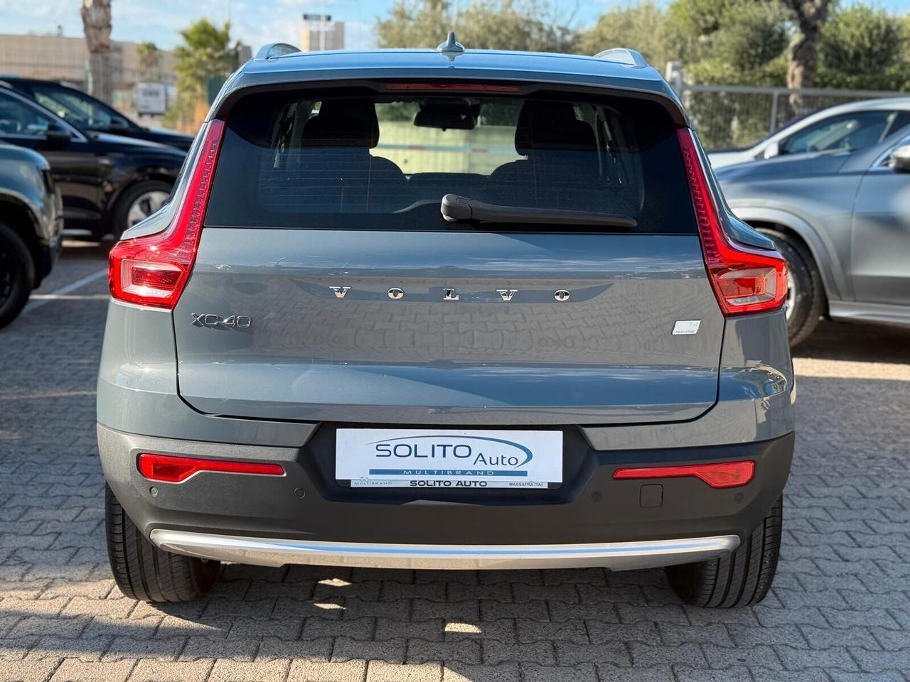 Volvo XC40 T4 Recharge Plug-in Hybrid 211cv Essential