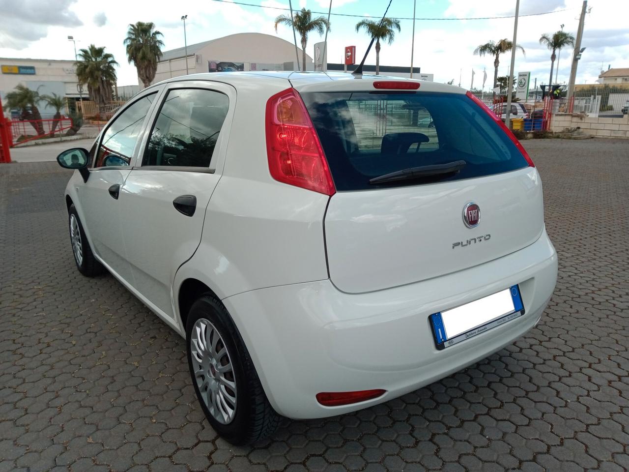 Fiat Punto 1.3 MJT II S&S 95 CV 5 porte Street