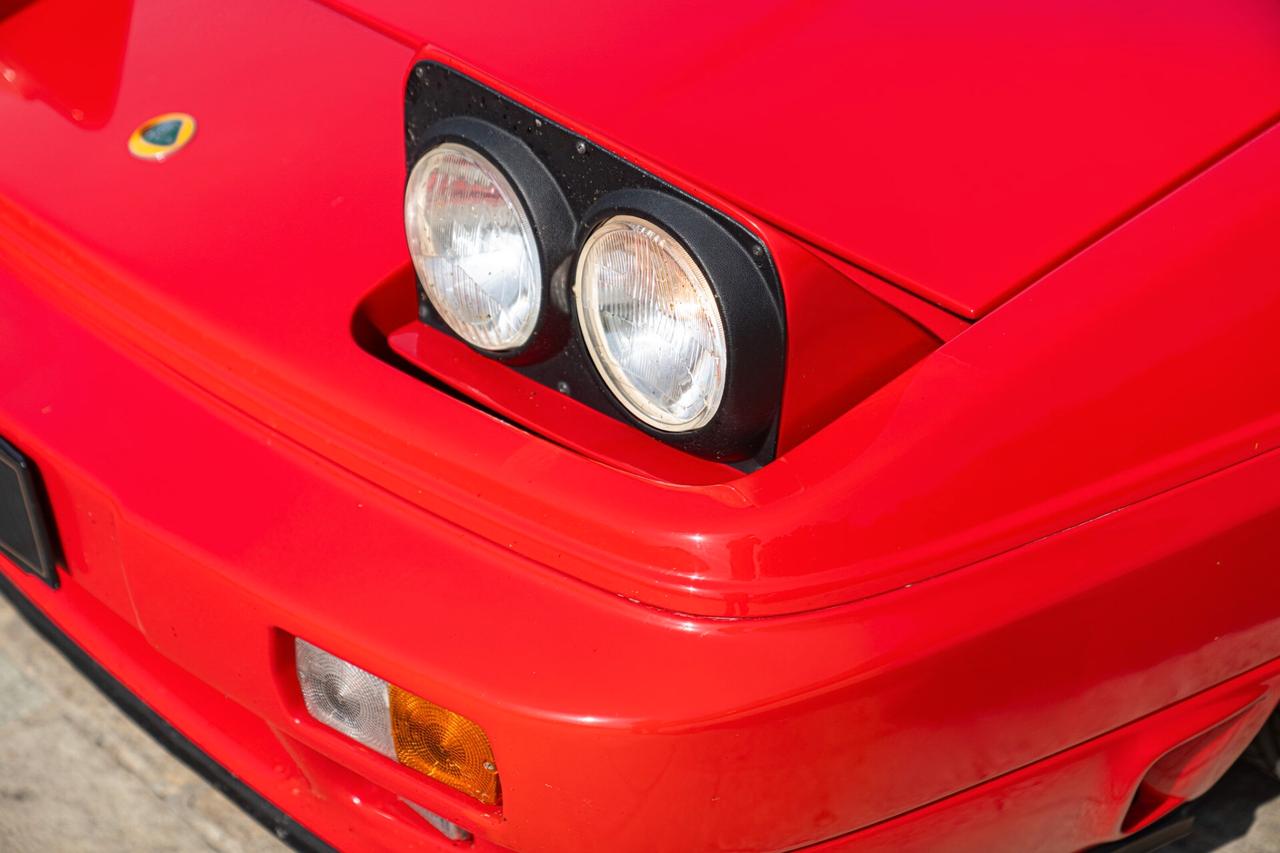 Lotus Esprit TURBO SE “HIGH WING” - RDS01630