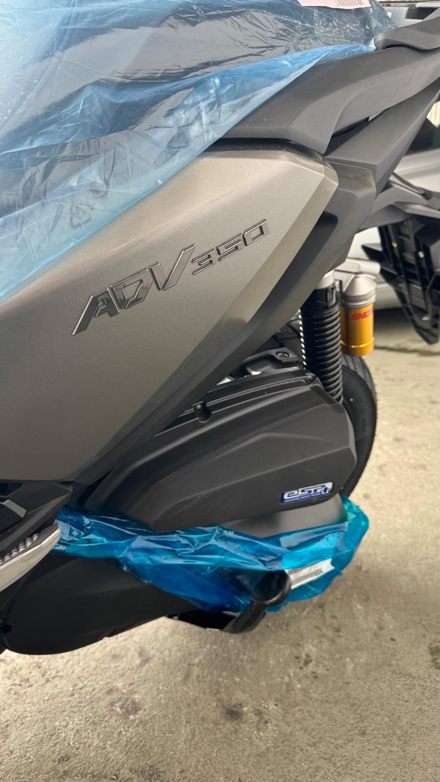 HONDA SDV 350 ABS MY25 NUOVO DA IMMATRICOLARE
