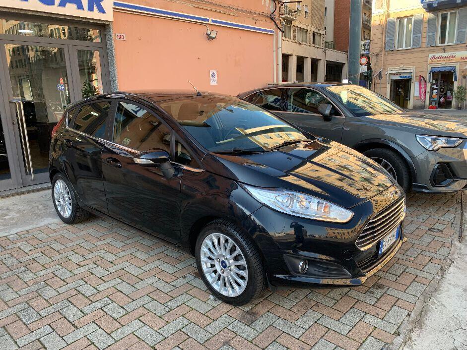 Ford Fiesta 1.5 TDCi 75CV 5 porte Titanium - UNIPROPRIETARIO