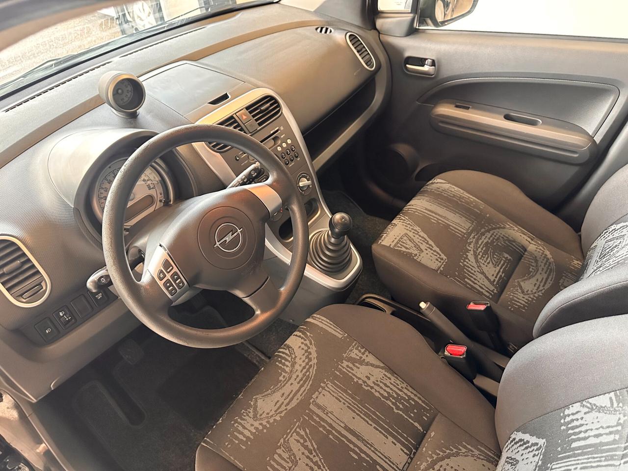 Opel Agila 1.2 16V 94CV Enjoy