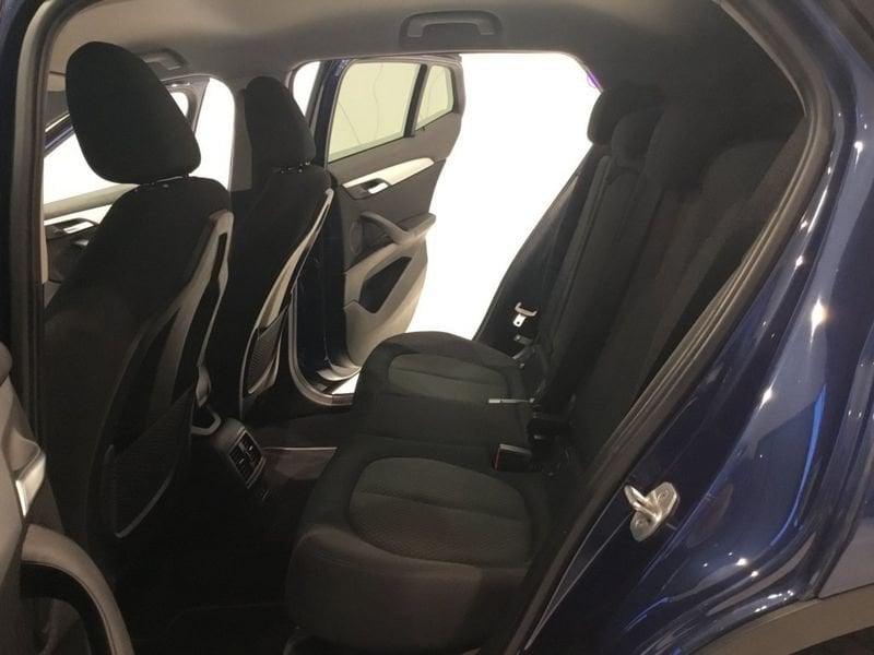 BMW X2 sDrive 18d Business X