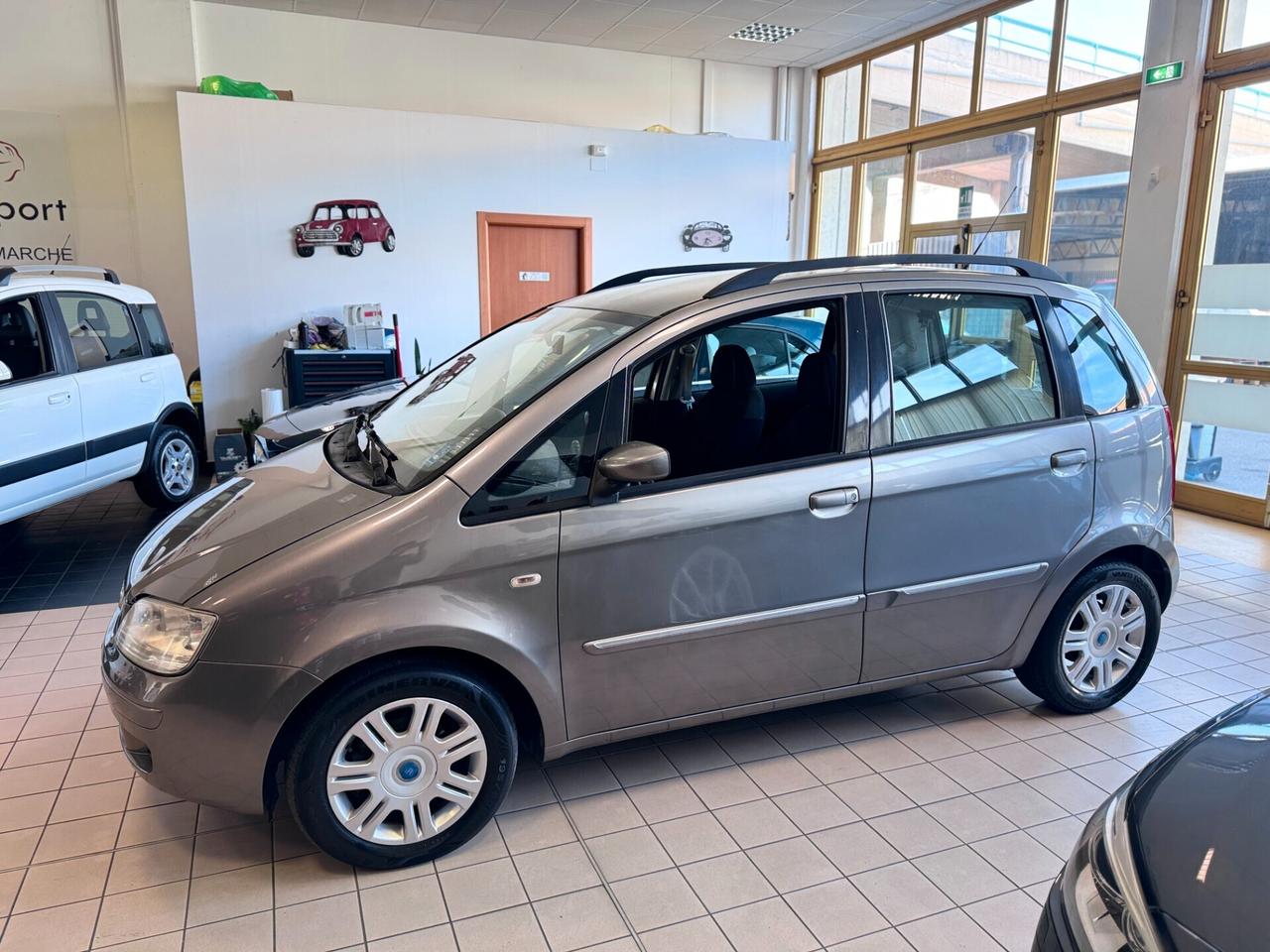 Fiat Idea 1.3 Multijet 16V 70 CV BlackEnergy