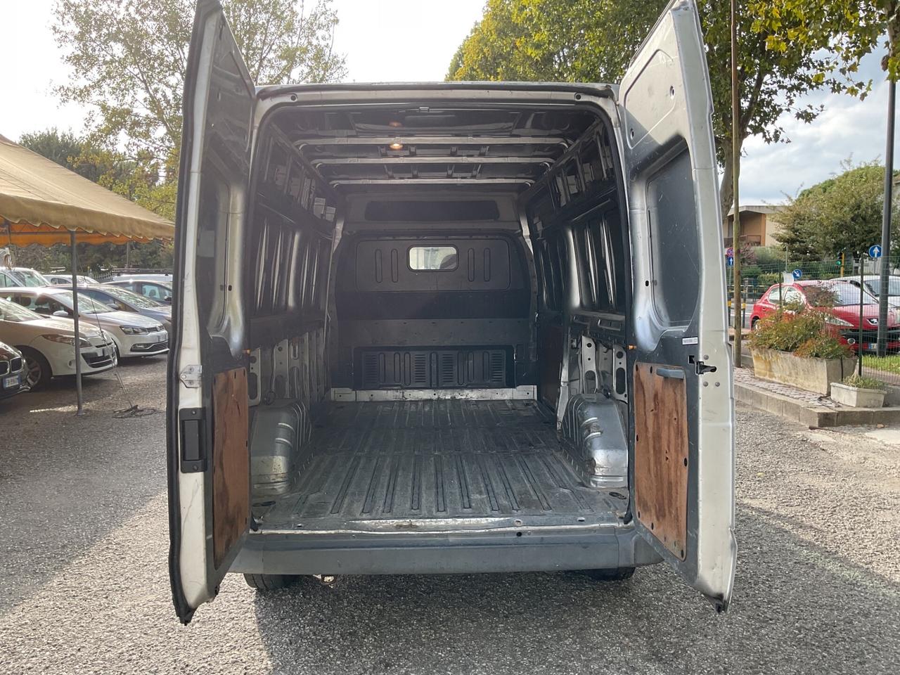 Ford Transit/Tourneo/Bus Transit 330L 2.2 TDCi Furgone PREZZ COMPRESO IVA