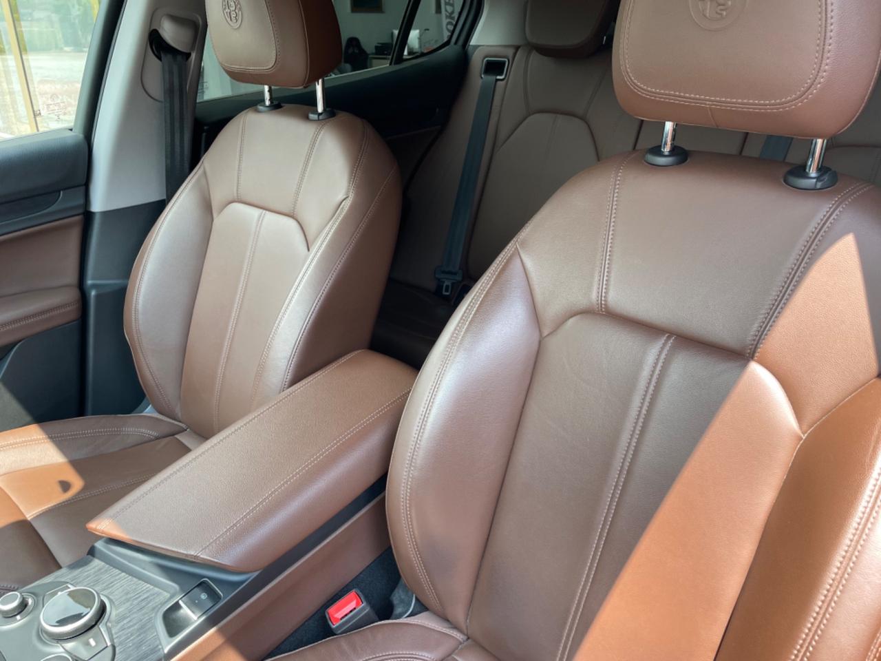Alfa Romeo Stelvio 2.2 t 190 CV AT8 Q4 Executive