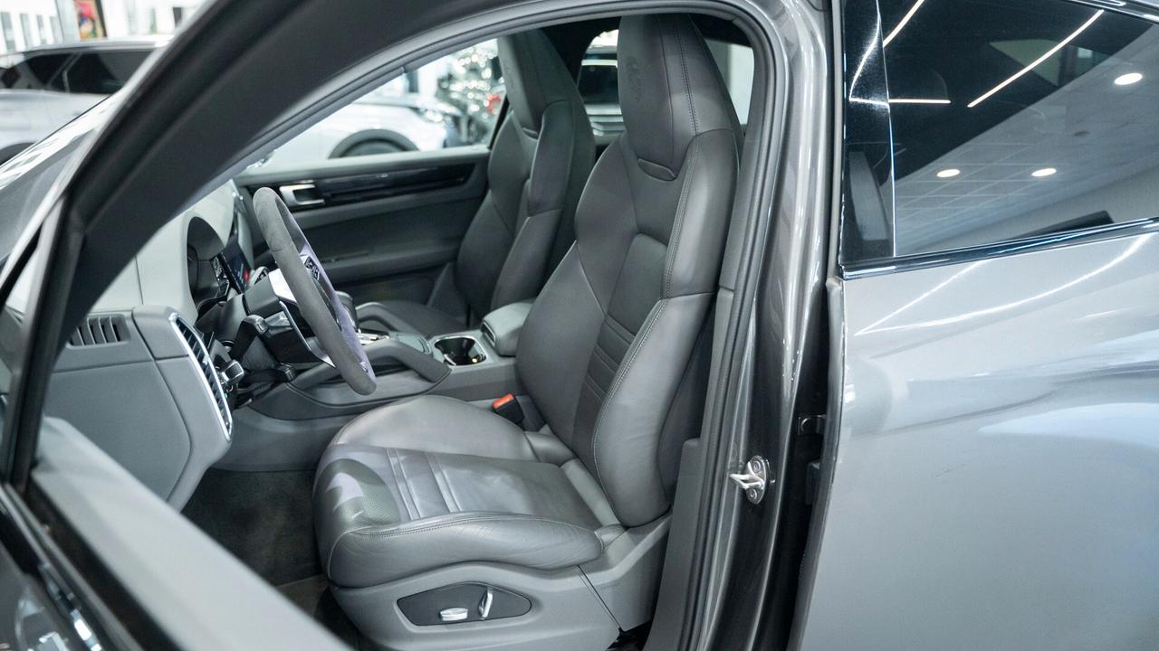 Porsche Cayenne COUPE 3.0 E-HYBRID TIPTRONIC 21" TETTO PACK CHRONO SEDILI SOSP SERVICE FULL