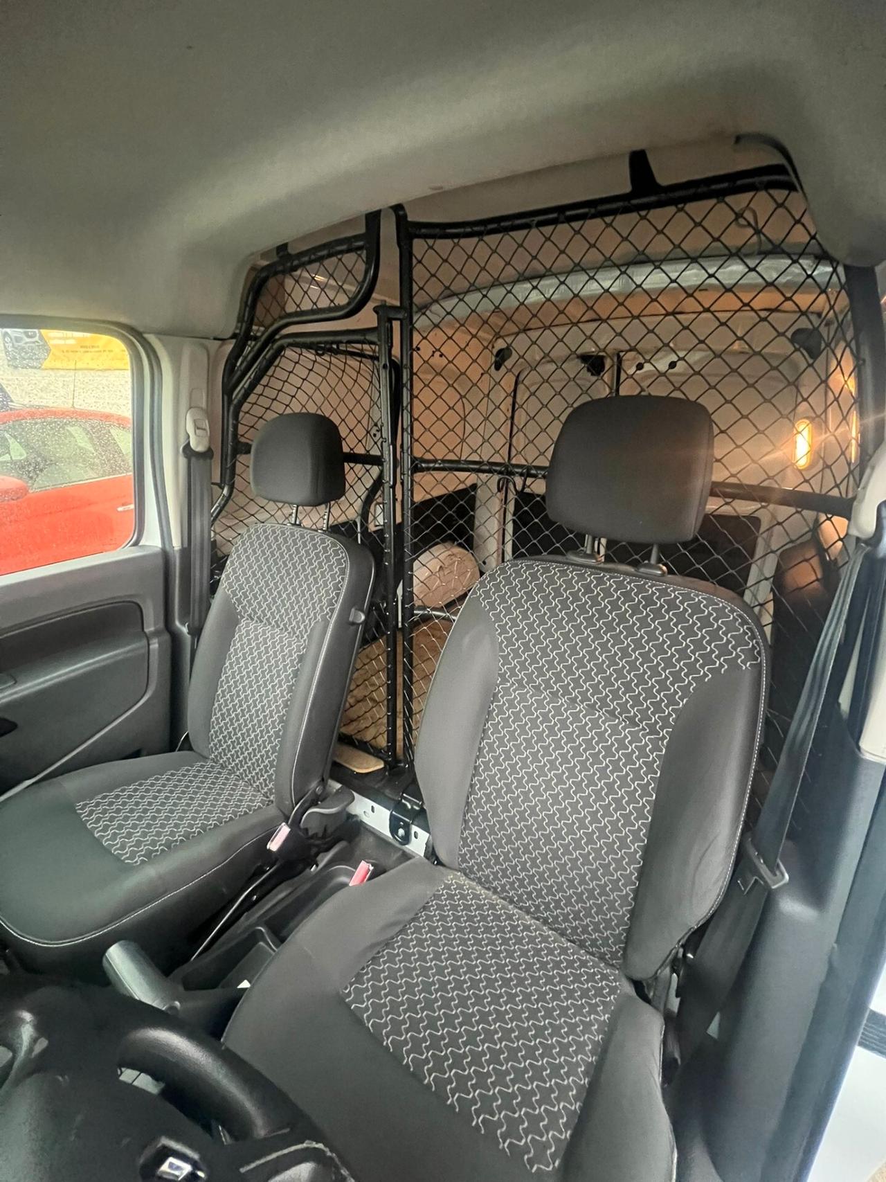 Renault Kangoo 1.5 dCi 110CV F.AP. S&S 4p. Express Maxi Combi Energy