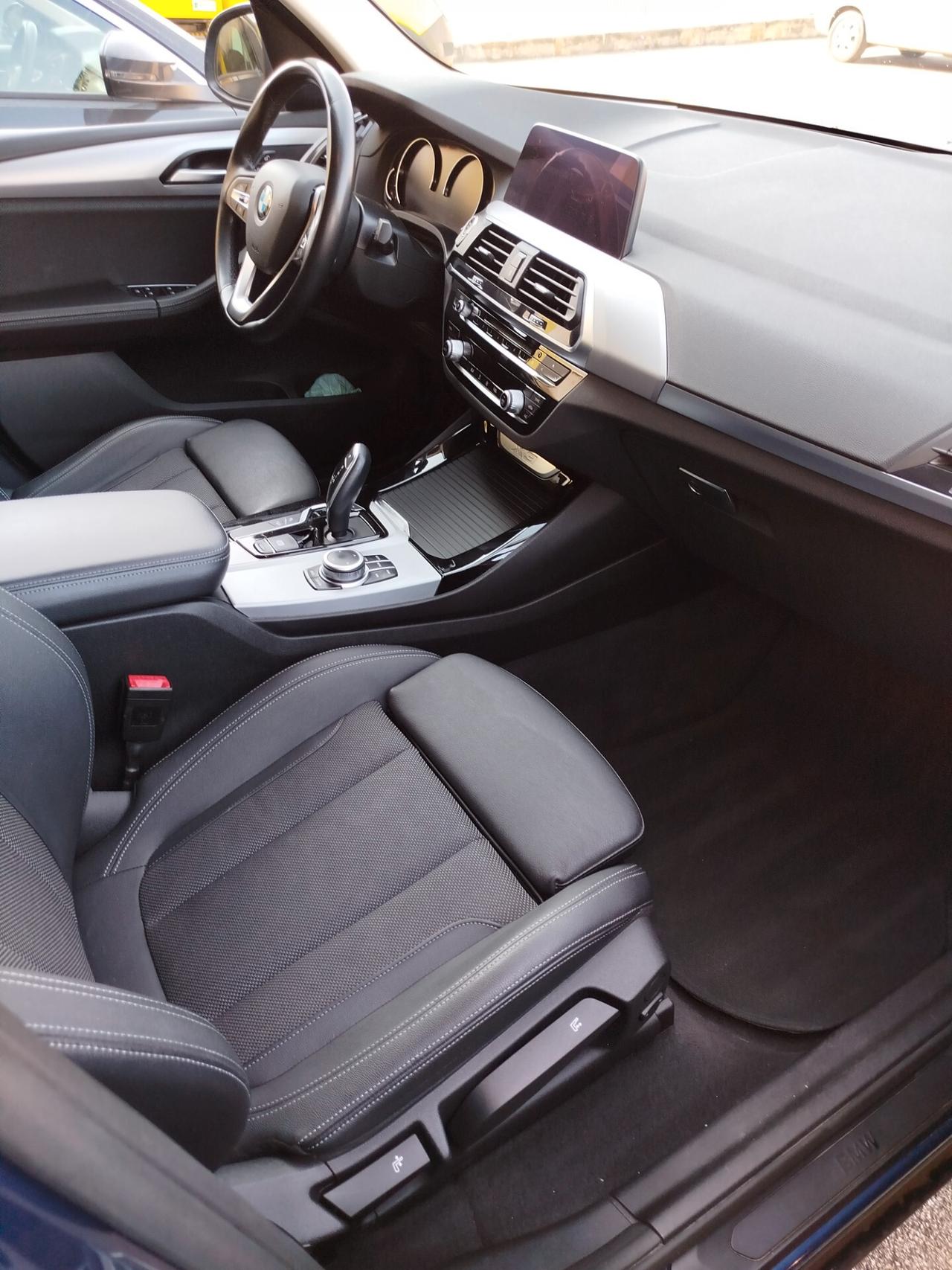 Bmw X3 sDrive18d Business Advantage