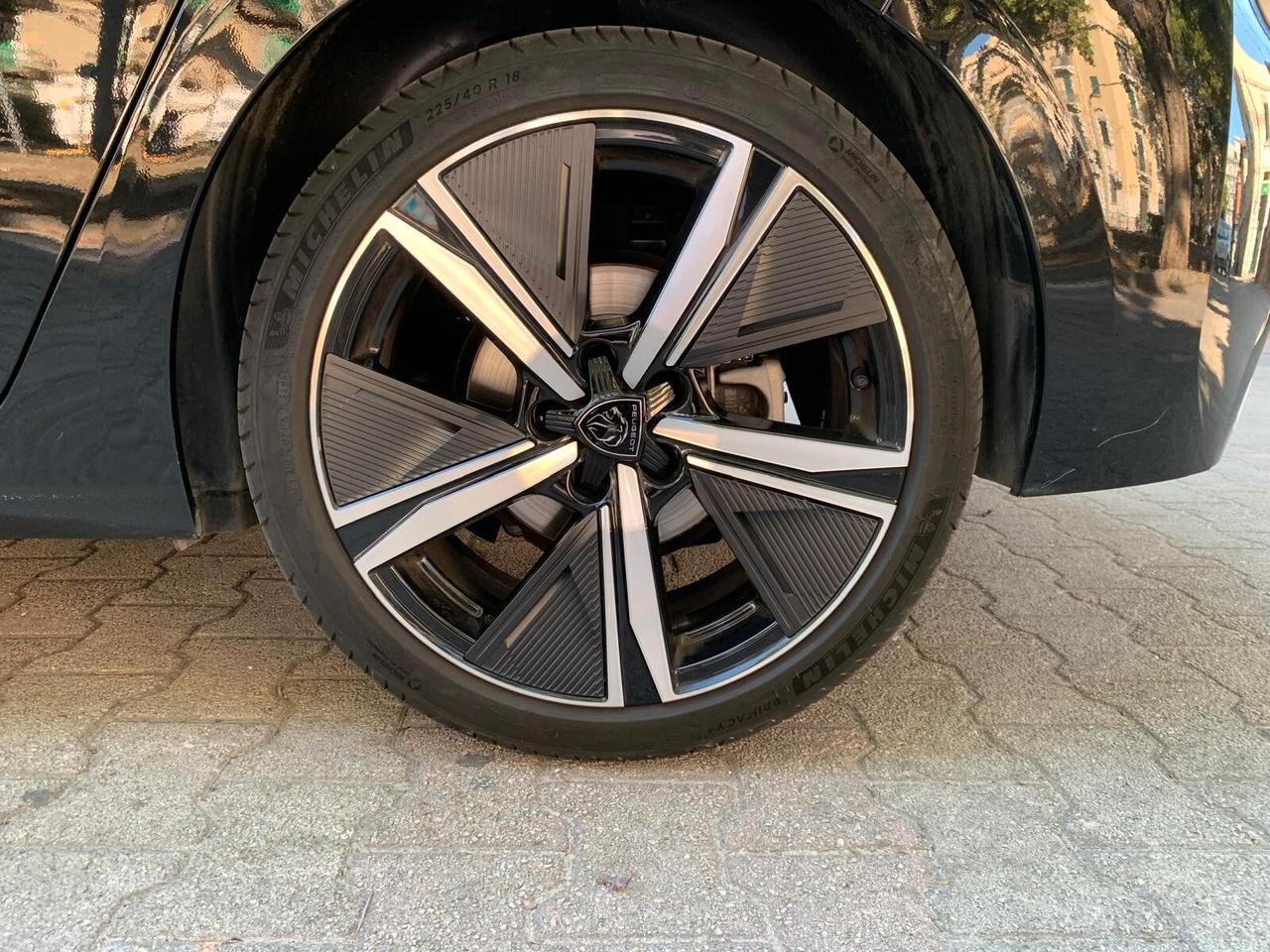 Peugeot 308 PureTech Turbo 130 S&S EAT8 GT