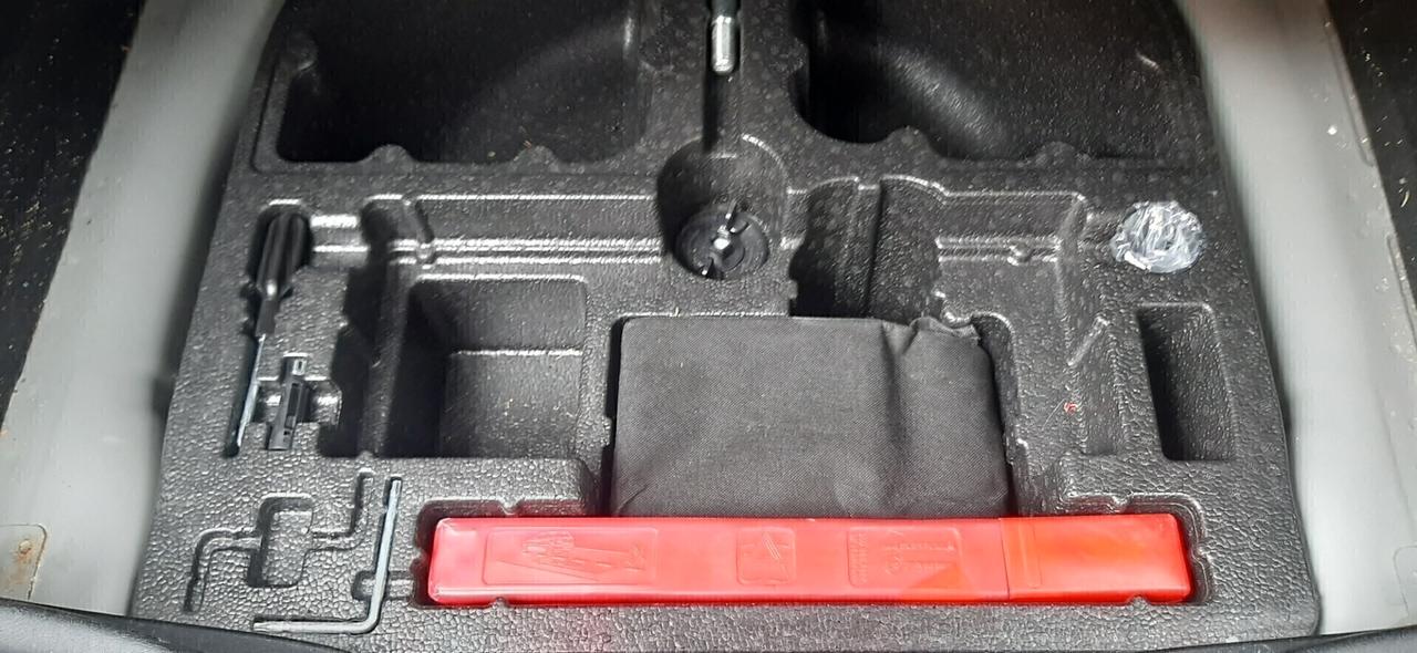 Fiat Tipo 1.6 Mjt S&S SW Lounge