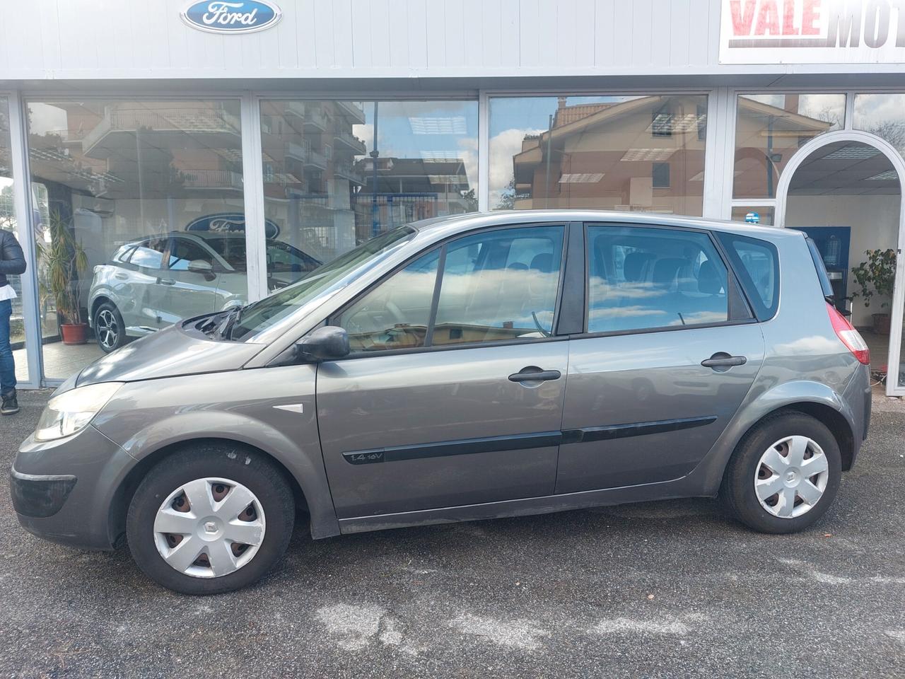 Renault Scenic Scénic 1.6 16V Confort Authentique