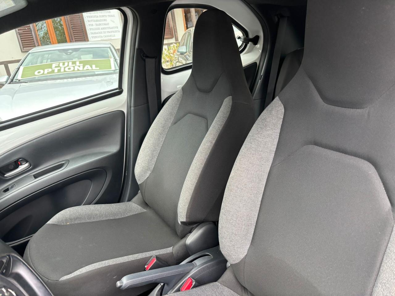 Toyota Aygo X 1.0 VVT-i 72 CV 5 porte Active S-CVT