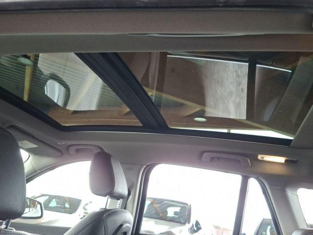 BMW X1 sDrive18i xLine Aut. + Tetto apr.